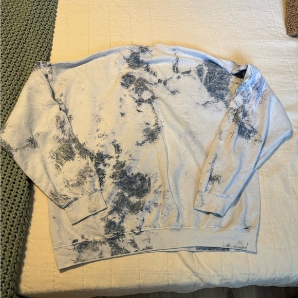 urban outfitters tie dye crewneck - Picture 3 of 4